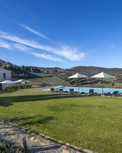 Bella Di Panzano: Sky, Cloud, Plant, Mountain, Highland, Land Lot, Grass, Window, Natural Landscape, Grassland