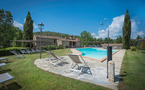 Mulino Al Suono - Badia Agnano, Toscana: Sky, Water, Cloud, Swimming Pool, Azure, Tree, Building, Plant, Outdoor Furniture, Shade