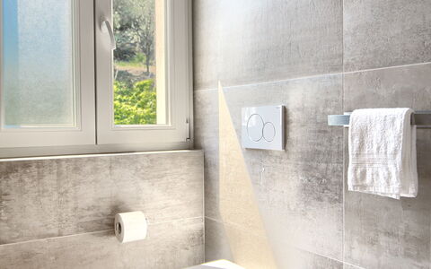La Casa Dei Glicini - Levanto: Plumbing Fixture, Tap, Sink, Bathroom Sink, Window, Bathroom, Lighting, Interior Design, Wood