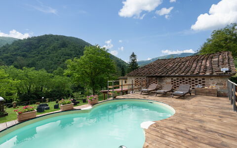 Locanda Di Alberi Without Kitchen: Water, Cloud, Sky, Property, Swimming Pool, Tree, Plant, Building, Mountain, Natural Landscape