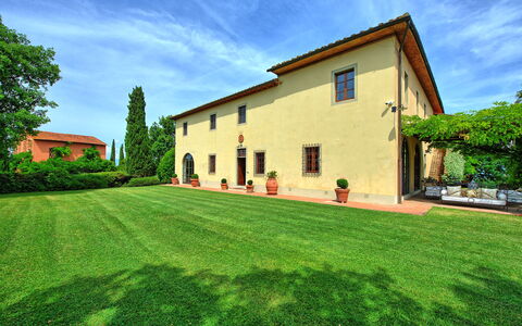 Villa Marliana: Cloud, Plant, Sky, Building, Tree, Green, Window, Natural Landscape, Architecture, Land Lot