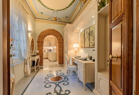 Charming Apartment Cartoni - Città Della Pieve, Um: Furniture, Property, Picture Frame, Table, Chair, Interior Design, Building, Hall, Wood, House