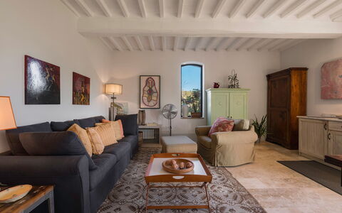 Lina - Podere Ribatti - Casole D'elsa, Toscana: Picture Frame, Table, Furniture, Couch, Property, Building, Wood, Interior Design, Comfort, Living Room