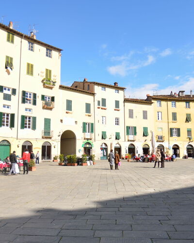 Casa Toto: Town Square, Town, City, Public Space, Human Settlement, Neighbourhood, Building, Plaza, Mixed-Use, Urban Design