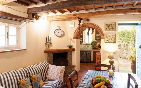 Accommodation:&nbsp;Antonio