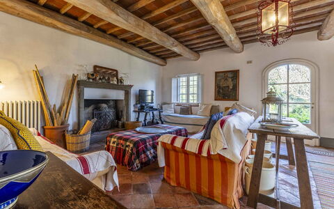 La Casa Dei Limoni, Camaiore, Pet Friendly, Wifi: Property, Picture Frame, Window, Table, Building, Wood, Interior Design, Floor, Flooring, Beam