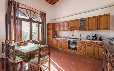 Le Masse - Greve In Chianti, Toscana: Cabinetry, Furniture, Countertop, Property, Table, Kitchen, Wood, Window, Kitchen Appliance, Chair
