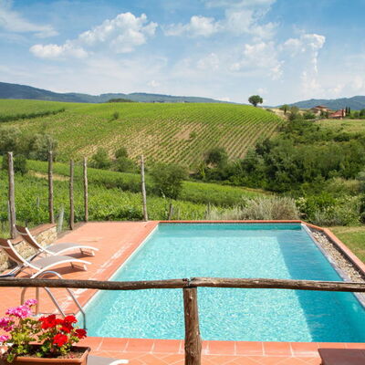 Le Masse - Greve In Chianti, Toscana: Cloud, Sky, Water, Plant, Flower, Property, Nature, Swimming Pool, Outdoor Furniture, Body Of Water