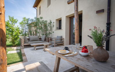 Coratina Spereto Apartment with Pool, Montaione