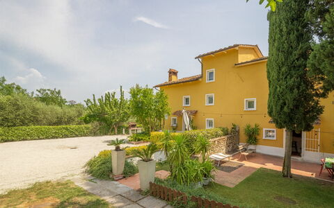 Country House Casalguidi 191 Private Pool: Home, Estate, Garden, Landscaping, Villa, Yard, Hacienda, Farmhouse, Eco Hotel, Backyard