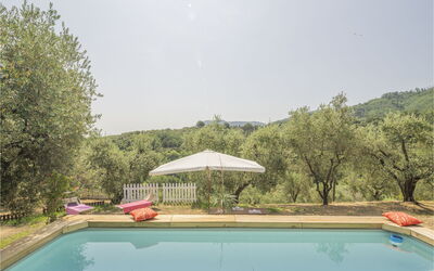 Country House Casalguidi 191 Private Pool: Swimming Pool, Estate, Garden, Hacienda, Landscaping, Farmhouse, Eco Hotel, Backyard, Yard, Villa