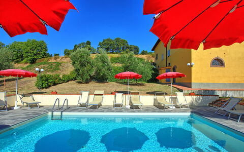 Casalta: Water, Sky, Property, Plant, Blue, Light, Swimming Pool, Azure, Green, Nature