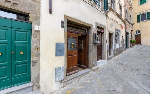 La Piccina: Window, Door, Building, Wood, Neighbourhood, Road Surface, Facade, House, Road