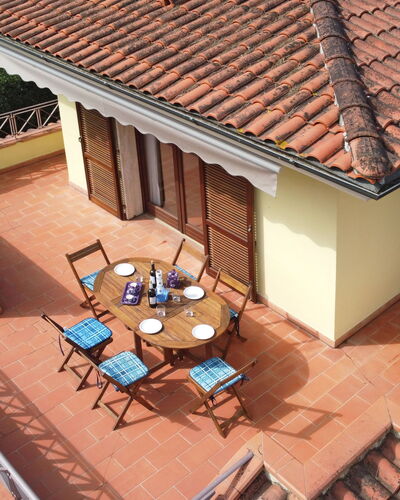 Sara: Building, Property, Window, Wood, Floor, House, Chair, Outdoor Furniture, Flooring, Residential Area