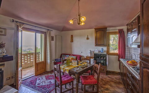 Accommodation:&nbsp;Leccino 5