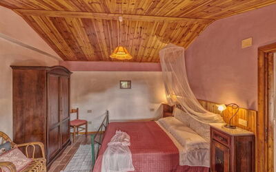 Accommodation:&nbsp;Leccino 4