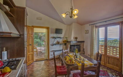 Accommodation:&nbsp;Leccino 5