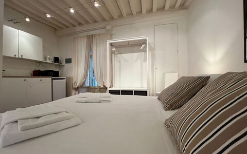Vicolo Della Scala Rooms: Property, Furniture, Wood, Comfort, Interior Design, Building, Architecture, Flooring, Floor, Hall