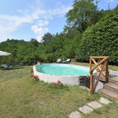 Casa Antelminelli: Water, Cloud, Plant, Sky, Swimming Pool, Shade, Tree, Outdoor Furniture, Leisure, Natural Landscape