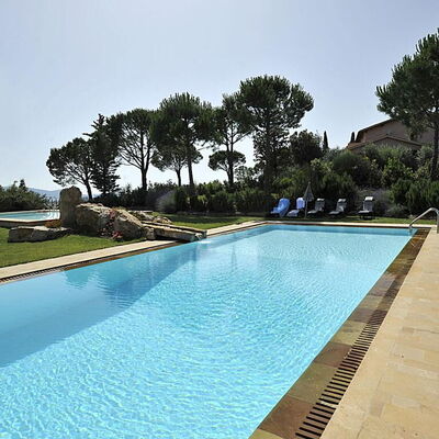 Maremma Retreat: Water, Sky, Plant, Property, Swimming Pool, Nature, Azure, Rectangle, Tree