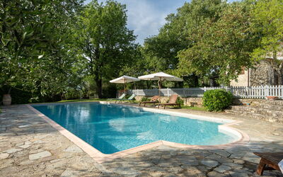 Villa Ida: Water, Plant, Property, Cloud, Swimming Pool, Tree, Shade, Leisure, Sky, Landscape