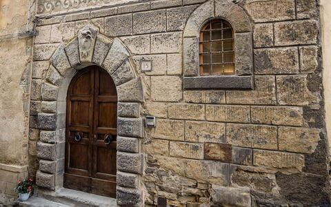 Rose's Palace: Property, Window, Wood, Door, Brickwork, Architecture, Building, Brick, Facade