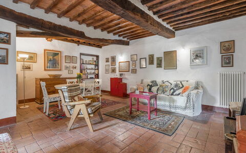Il Palazzetto Francigena, Monteriggioni: Picture Frame, Property, Furniture, Wood, Table, Interior Design, Living Room, Floor, Flooring, Chair