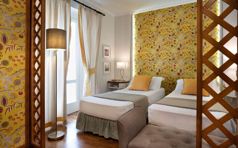 Butterfly With Beach & Breakfast Included: Property, Furniture, Building, Comfort, Wood, Interior Design, Textile, Decoration, Floor, Flooring