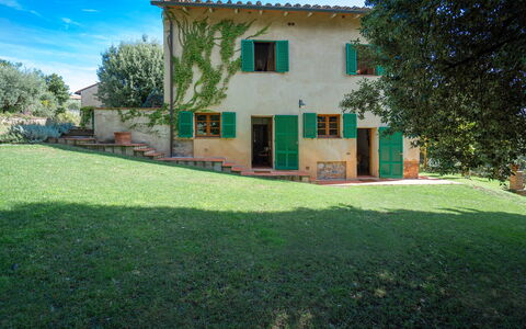 La Tesa Country House With Pool S. Gimignano: Green, Rural Area, Cottage, Lawn, Garden, Farmhouse, Backyard, Village, Yard, Landscaping