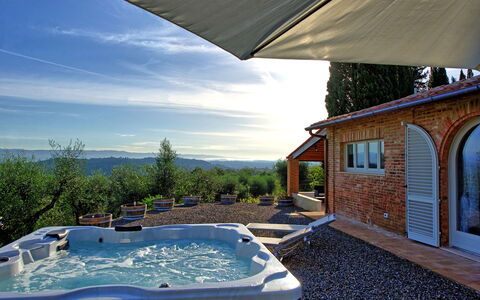 Casa Andrea: Water, Sky, Cloud, Plant, Window, Building, Swimming Pool, Azure, Shade, Architecture