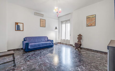 Romina Apartment, Florence, Campo Marte: Flooring, Floor, Interior Design, Apartment, Ceiling, Room, Couch, Living Room, Carpet