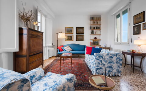 Orto Botanico Apartment With Terrace And Dome View: Picture Frame, Furniture, Table, Property, Cabinetry, Blue, Azure, Wood, Interior Design, Comfort