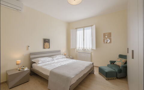 Casa Maria: Furniture, Bed, Interior Design, Bedroom, Wall, Floor, Flooring, Bedding, Bed Sheet, Wood