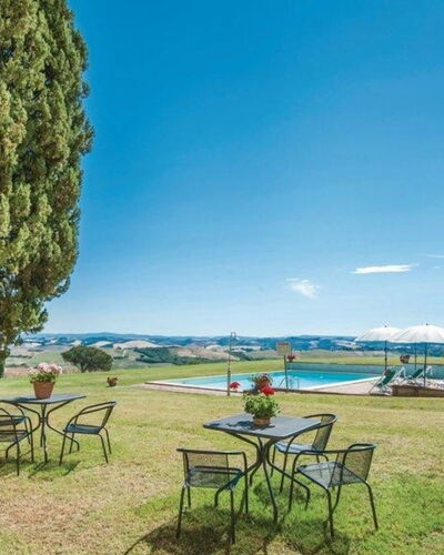 Il Tinaio: Blue, Landscaping, Park, Swimming Pool, Villa
