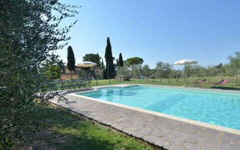 Villa Il Poggio: Swimming Pool, Estate, Outdoor Furniture, Hacienda, Garden, Landscaping, Villa, Backyard, Yard, Lawn