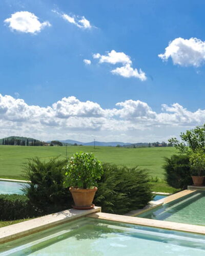 Villa Il Serraglio: Swimming Pool, Garden, Shrub, Estate, Land Lot, Landscaping, Lawn, Farmhouse, Hacienda, Villa