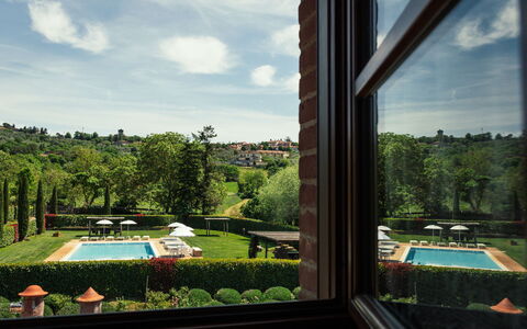 Il Noceto: Garden, Swimming Pool, Resort, Eco Hotel, Plantation, Landscaping, Hedge, Hacienda, Park, Villa