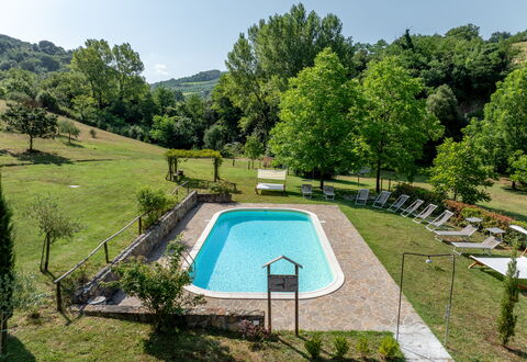 Montaione Country House Amarrante, Pool, Ac: Tree, Swimming Pool, Garden, Shade, Backyard, Resort, Eco Hotel, Yard, Lawn, Thermae