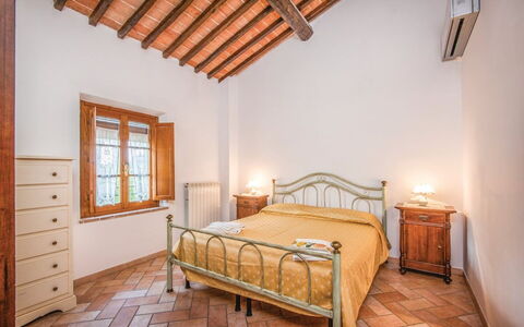 La Fiumara: Bed, Furniture, Bedroom, Interior Design, Bed Sheet, Bedding, Ceiling, Flooring, Bed Frame, Linens