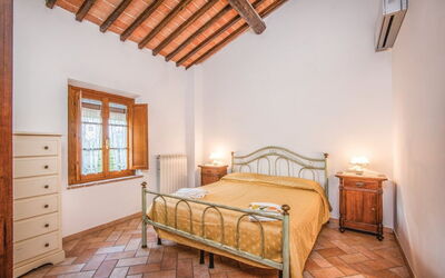 Accommodation:&nbsp;Crisalide