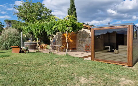 Appartamento Bellosguardo, Wifi, Near Perugia: Wood, Garden Buildings, Wood Stain, Garden, Shed, Backyard, Shade, Outdoor Structure, Log Cabin, Hardwood