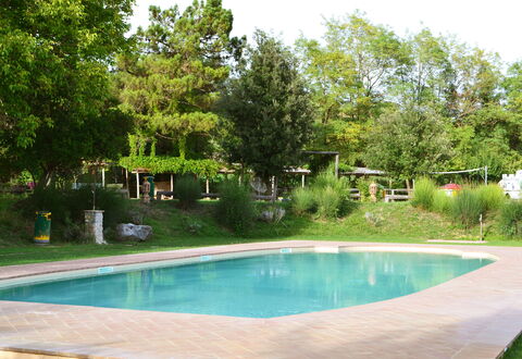Appartamento Bellosguardo, Wifi, Near Perugia: Swimming Pool, Tree, Resort, Shade, Garden, Outdoor Furniture, Leisure, Backyard, Landscaping, Water Feature