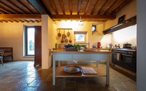 Casale le Fonti: Furniture, Interior Design, Flooring, Kitchen, Countertop, Wood, Ceiling, Floor, Lighting, Light Fixture
