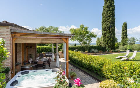 Capanna Di Elfo: Swimming Pool, Shrub, Garden, Furniture, Resort, Flowerpot, Outdoor Furniture, Eco Hotel, Yard