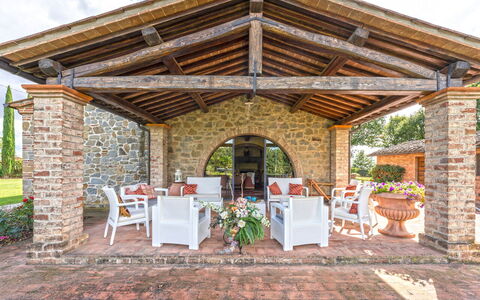 Dimora Di Castroncello: Garden, Estate, Hacienda, Outdoor Structure, Landscaping, Patio, Flowerpot, Bicycle, Yard, Shade