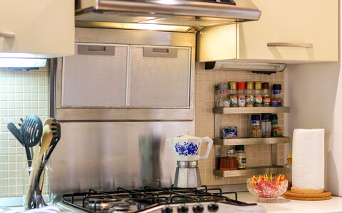 The Silent Courtyard Retreat: Spacious 2-Bedroom S: Kitchen Appliance, Kitchen, Home Appliance, Major Appliance, Countertop, Kitchen Stove, Stove, Gas Stove, Cabinetry, Small Appliance