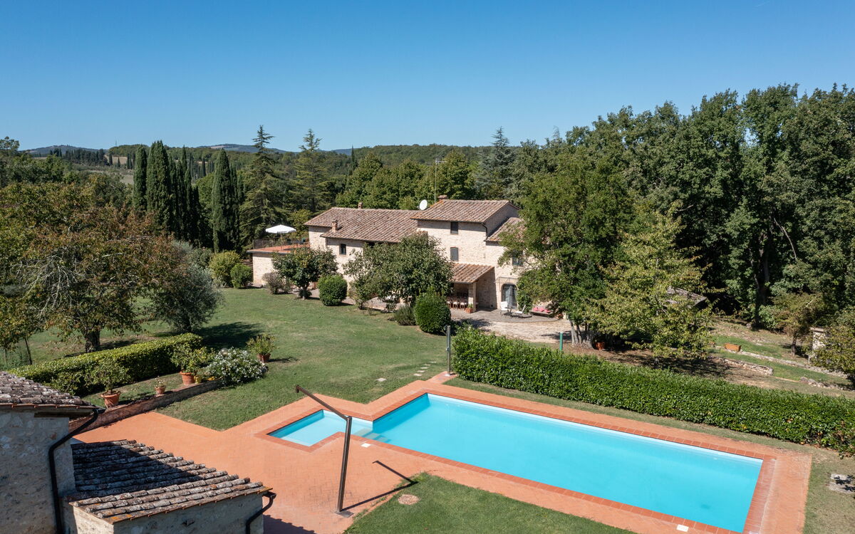 Casale del Timignano, Private Villa with Huge Gard