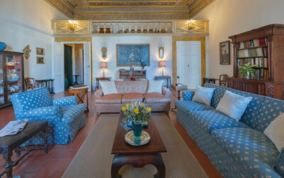 Elegant Suite: Florence Apartment with View on Med