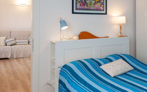 La Casa Dei Mandarini: Furniture, Interior Design, Bed, Bedroom, Floor, Flooring, Wall, Room, Wood, Ceiling