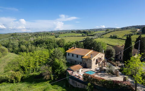 Villa Gori: Building, House, Residential Area, Home, Roof, Rural Area, Estate, Human Settlement, Cottage, Village